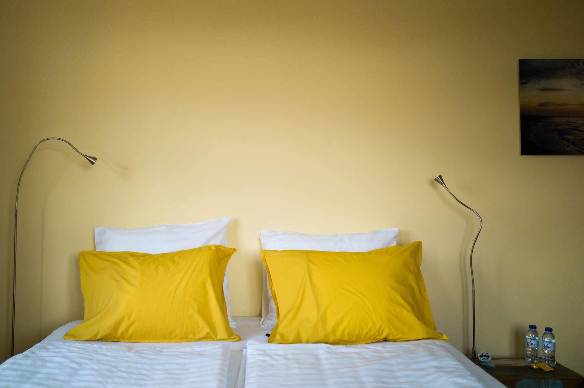 Casa Pedra Nobre Bed & Breakfast Nadadouro Exterior photo